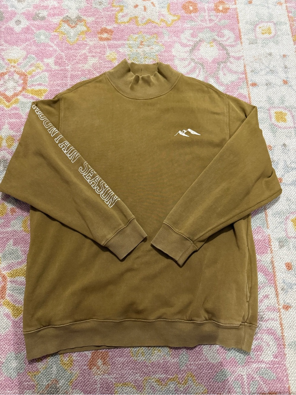 Aerie Mountain Season Mockneck